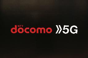 NTT Docomo 5G logo